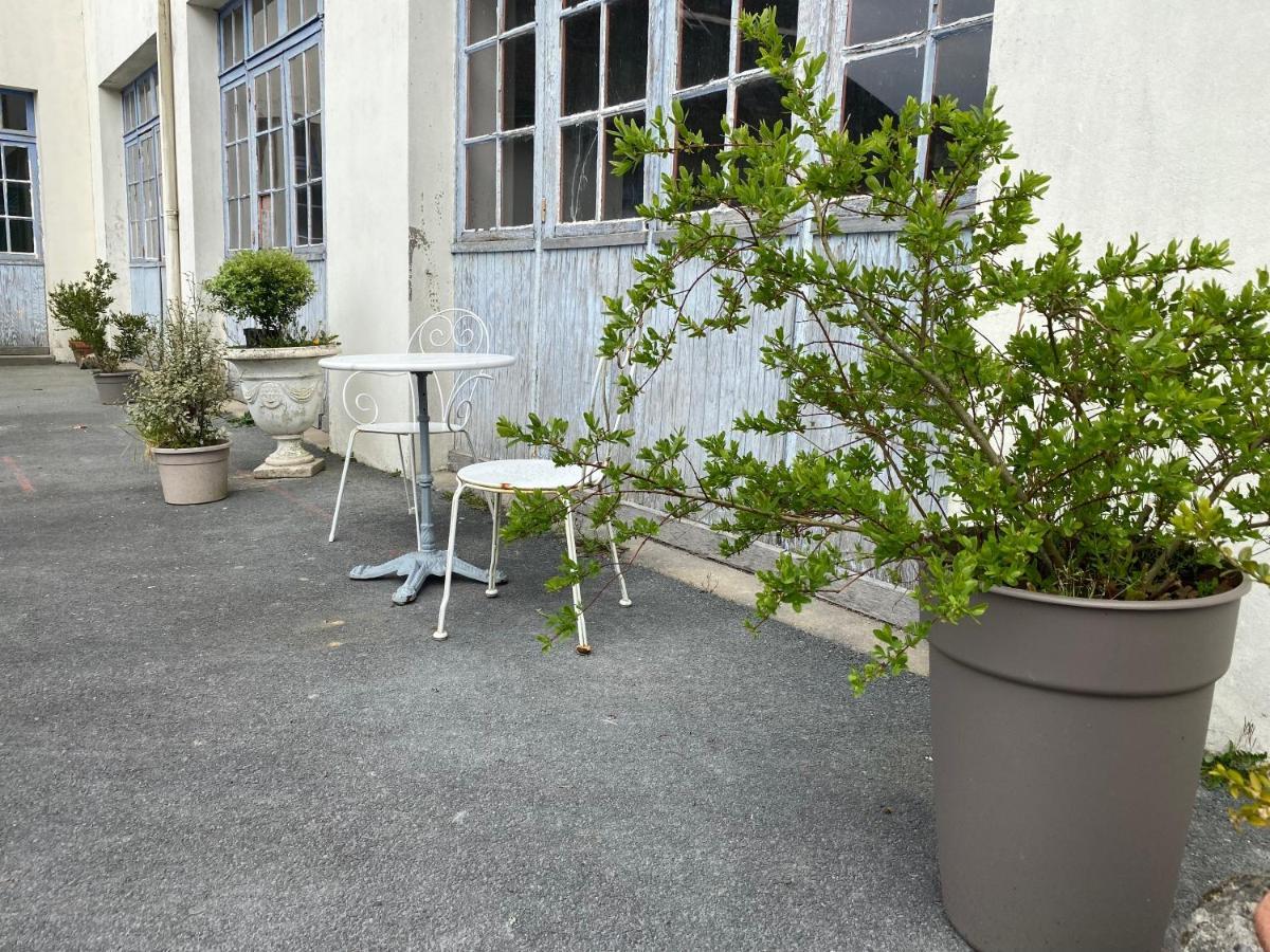 Plougonver Demeure De Kergoguen Bed & Breakfast エクステリア 写真